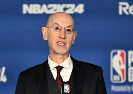 NBA Commissioner Adam Silver auf einer Pressekonferenz