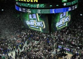 Die Videoleinwand im TD Garden zeigt die Meisterschaft der Boston Celtics an