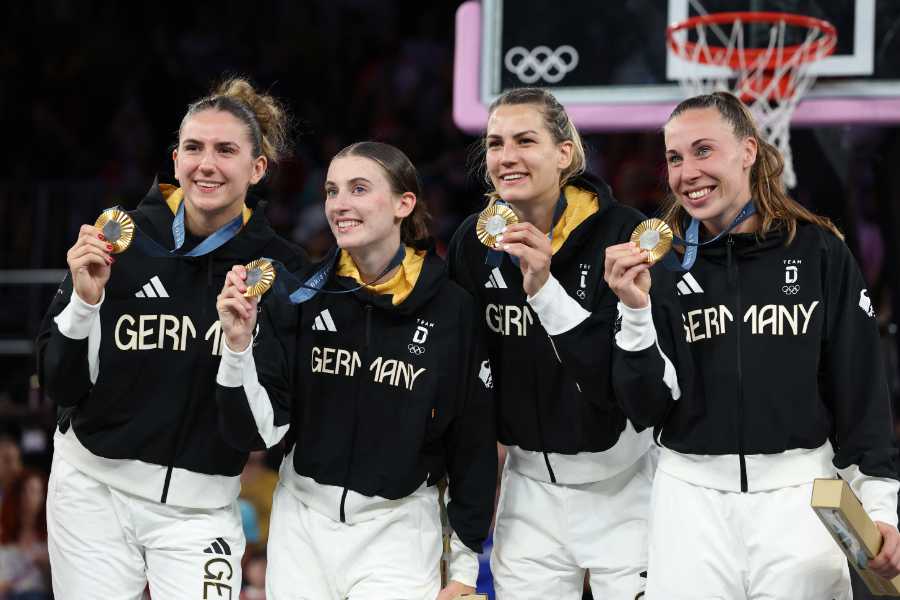 3x3 Basketball Deutsches Olympia Team gewinnt das Finale und damit auch eine Goldmedaille.