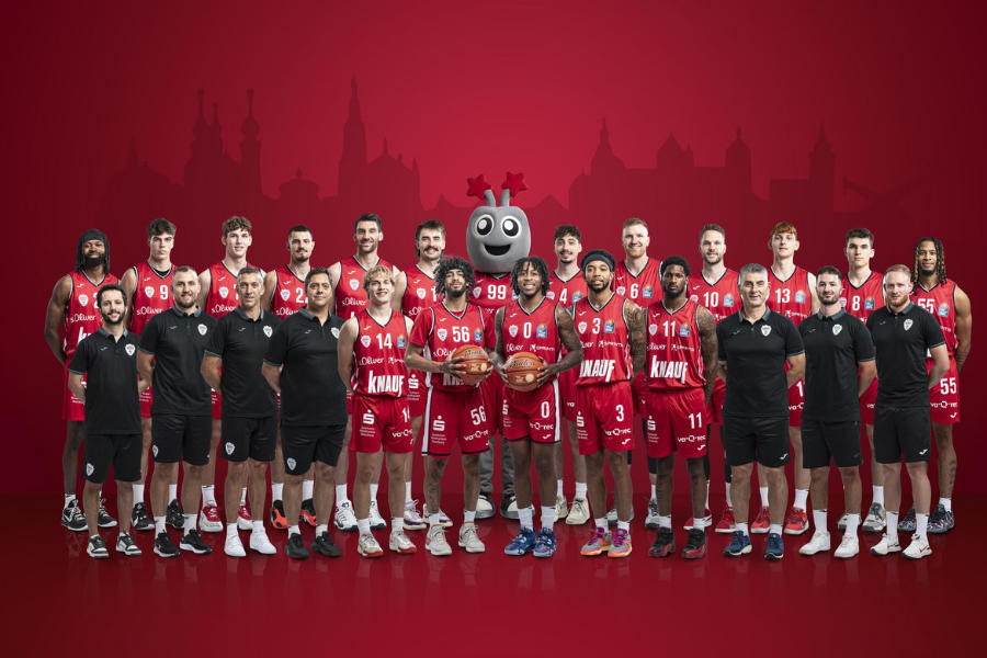 Teamfoto der Würzburg Baskets in der Saison 2024/25