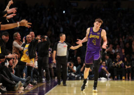 Lakers-Guard Dalton Knecht stellt Rookie-Dreierrekord ein