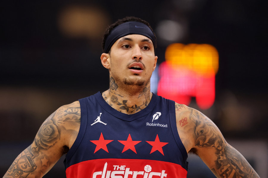 Nahaufnahme von Kyle Kuzma im Jersey der Washington Wizards